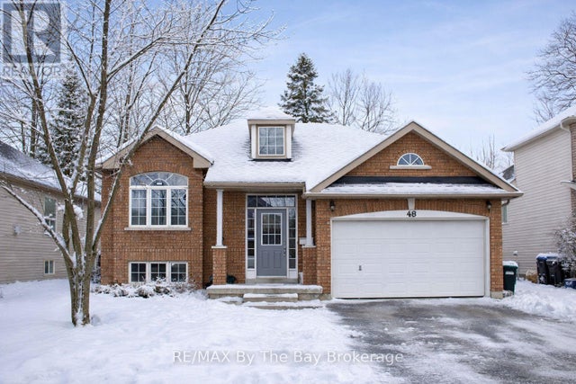 48 Rose Valley Way, Wasaga Beach