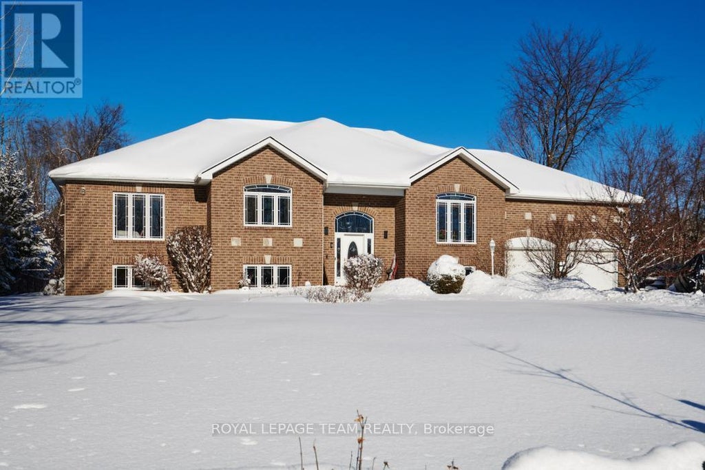 6637 Stanmore Street, Ottawa