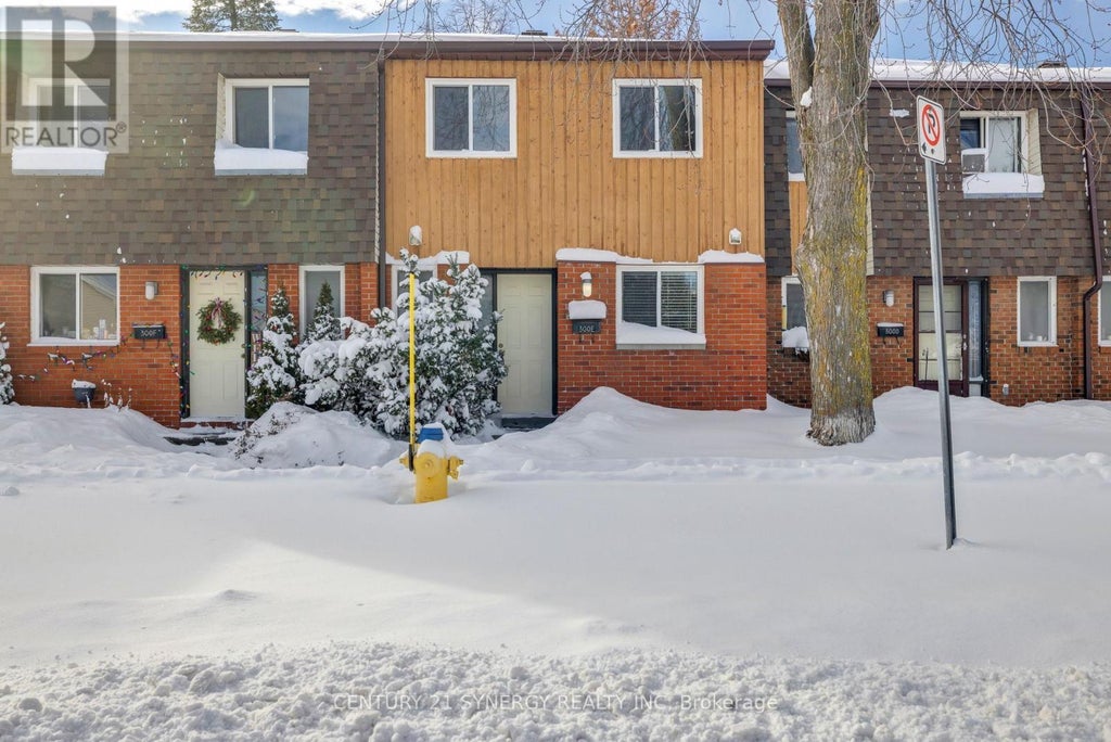 300e Craig Henry Drive, Ottawa