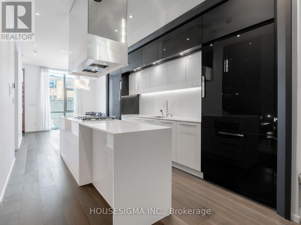 15 - 850 Richmond Street W, Toronto (niagara)