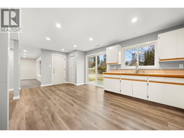 6348 Forest Hill Drive, Peachland