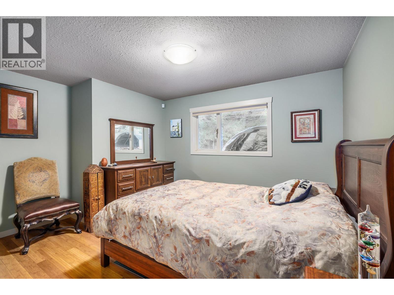 5715 Lakeshore Road. Kelowna, British Columbia