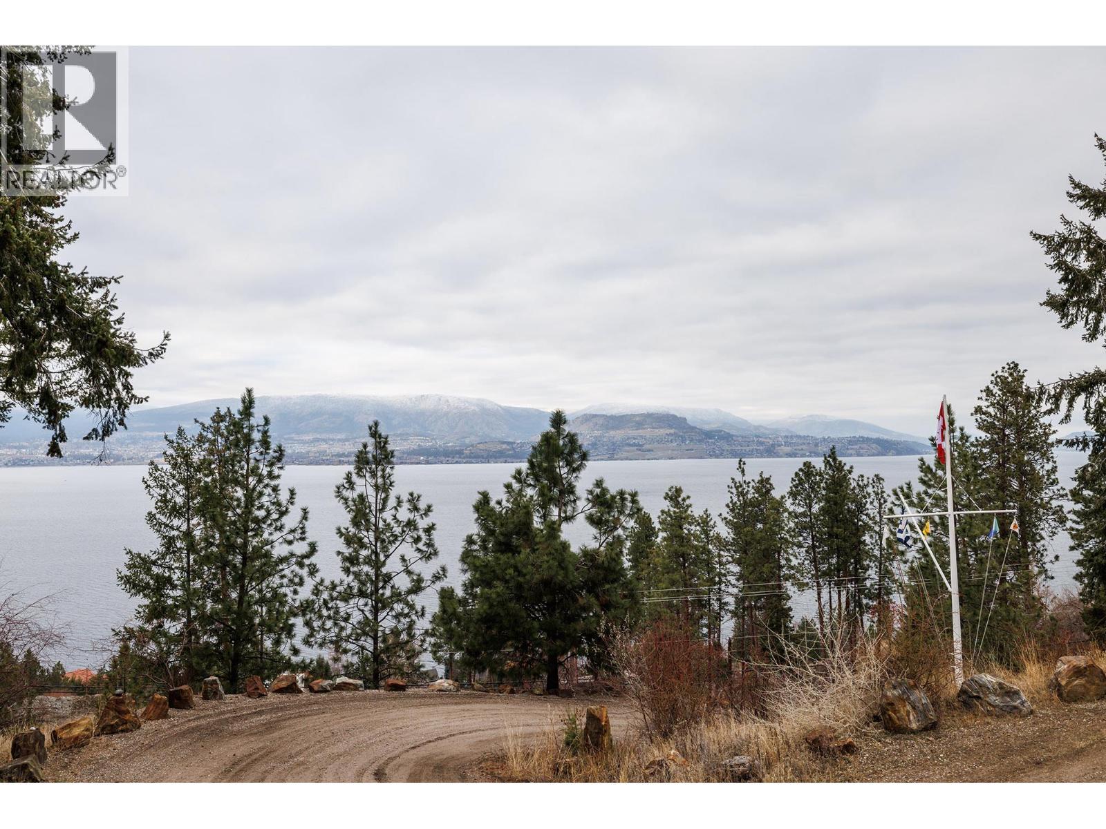 5715 Lakeshore Road. Kelowna, British Columbia