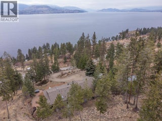 5715 Lakeshore Road. Kelowna, British Columbia