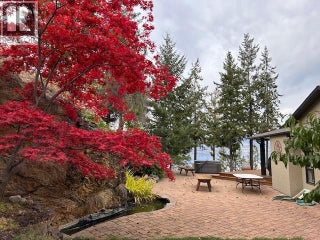 5715 Lakeshore Road. Kelowna, British Columbia