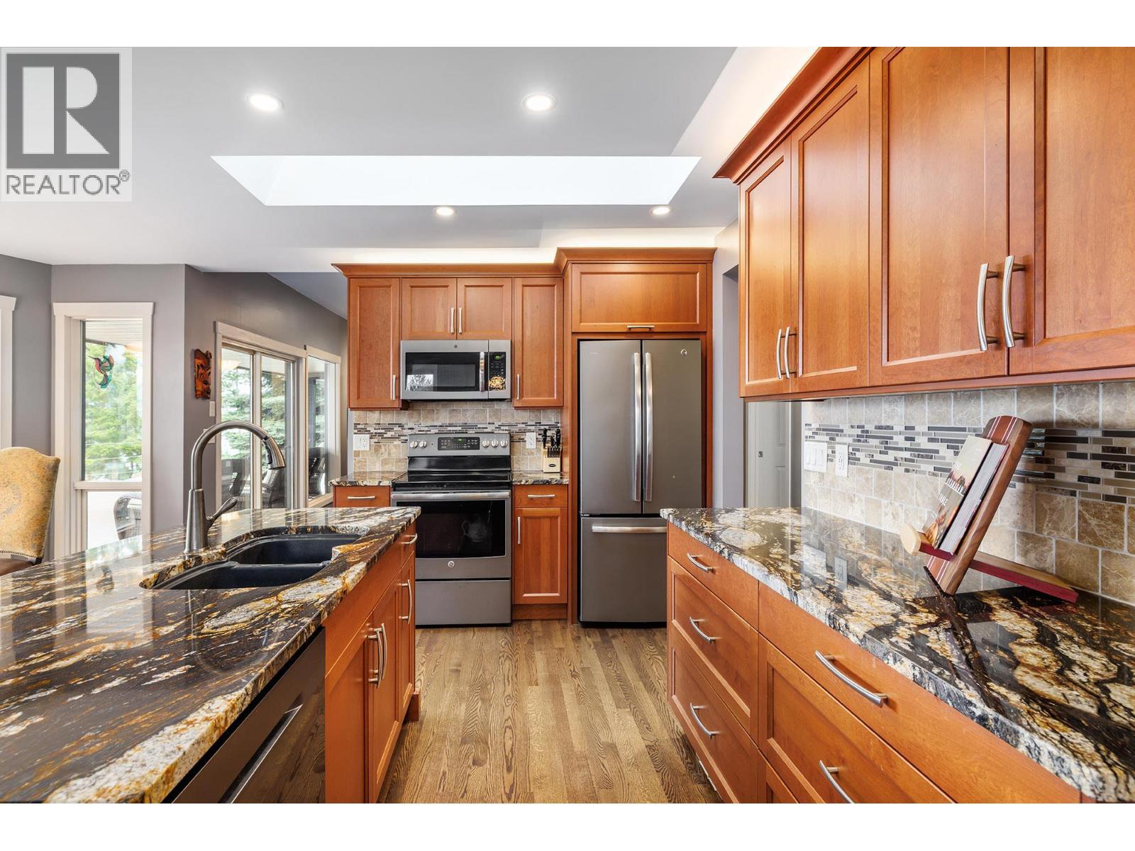 5715 Lakeshore Road. Kelowna, British Columbia