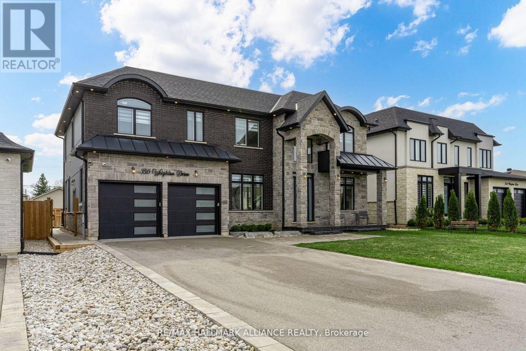350 Weighton Drive, Oakville (wo West)