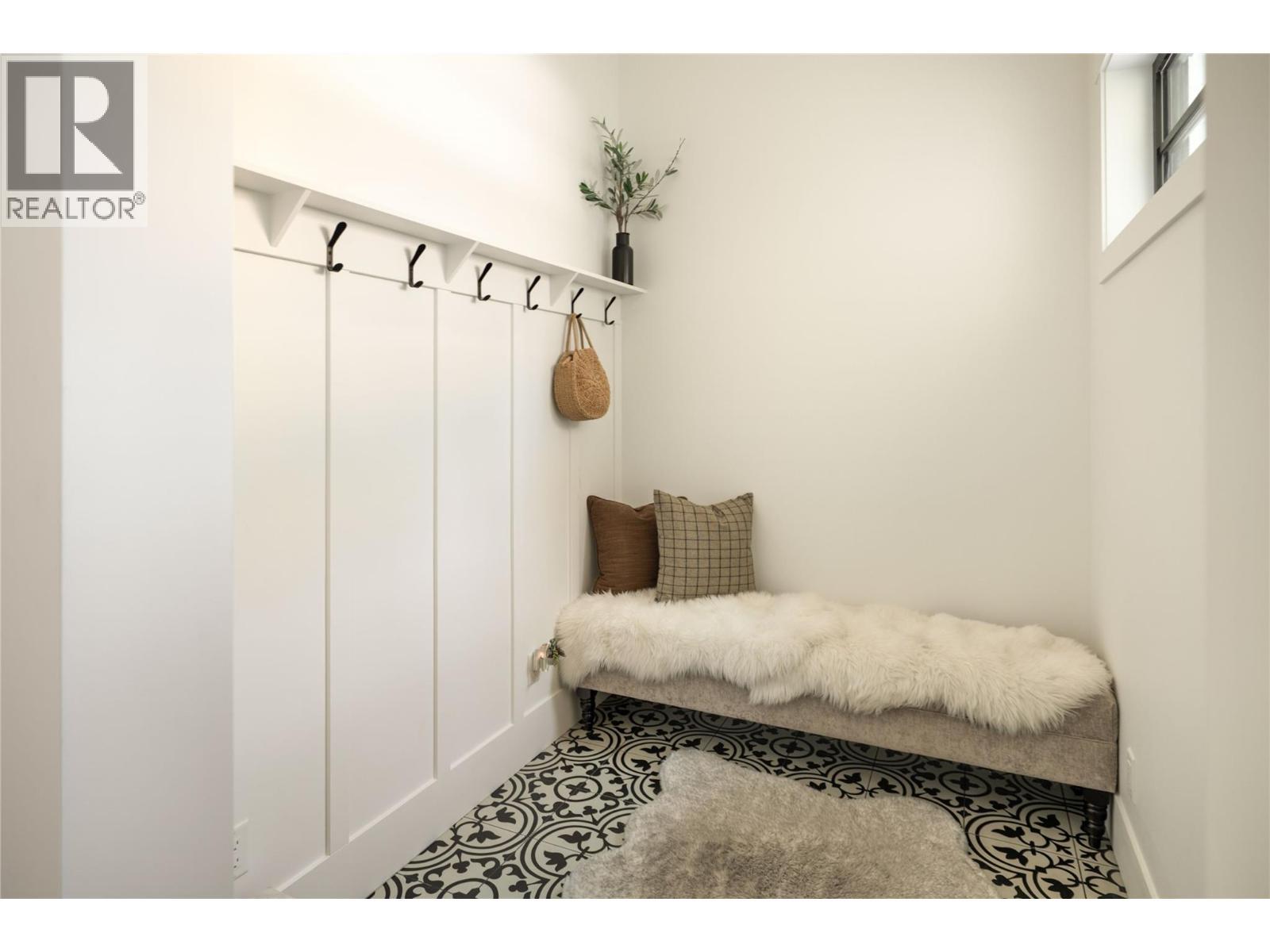 5635 Upper Mission Court. Kelowna, British Columbia