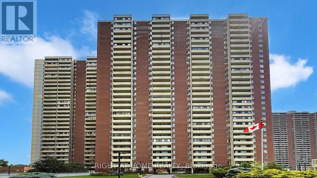 219 - 5 Massey Square, Toronto (crescent Town)