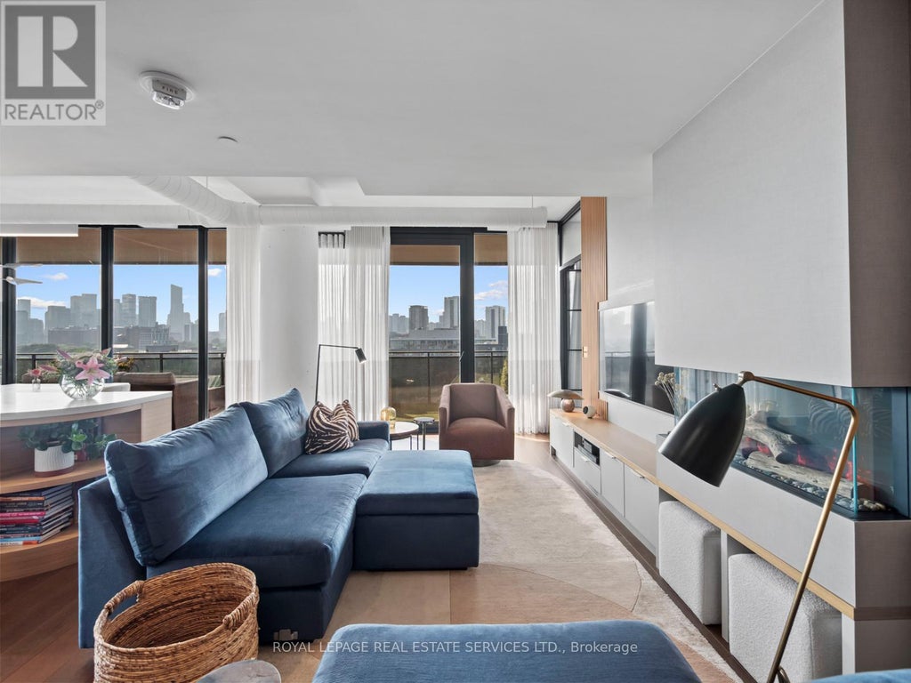 904 - 21 Lawren Harris Square, Toronto (waterfront Communities)