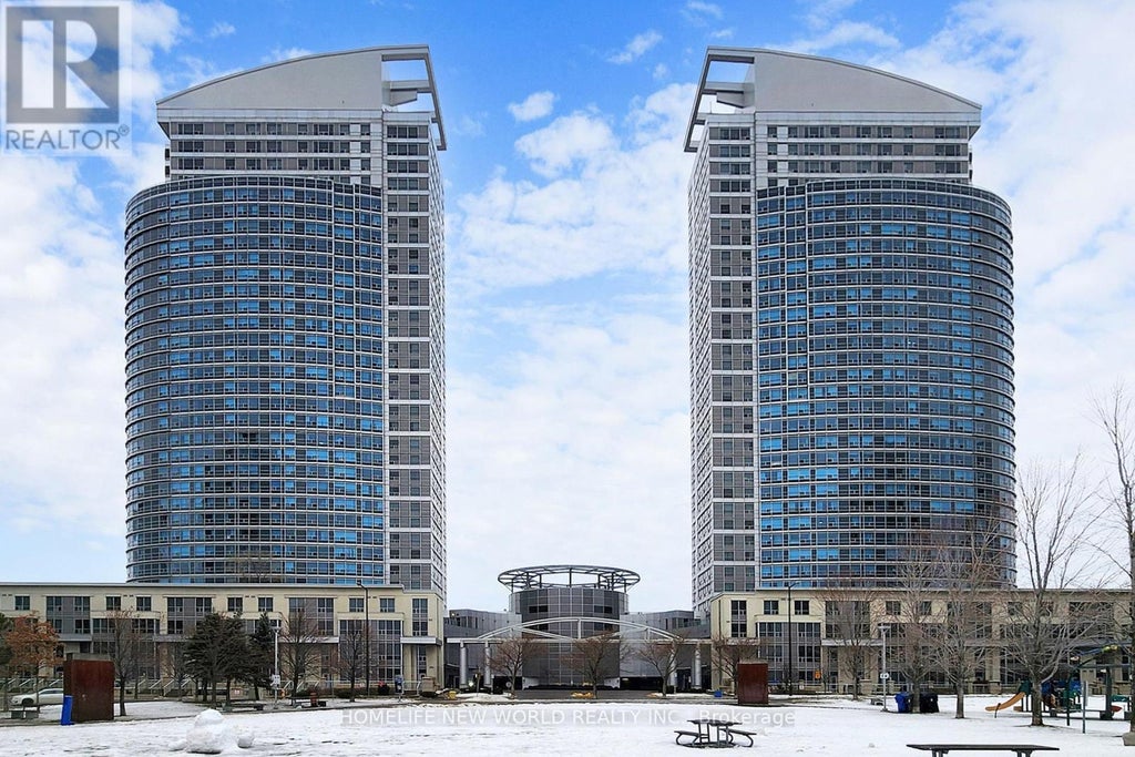 3210 - 36 Lee Centre Drive, Toronto (woburn)