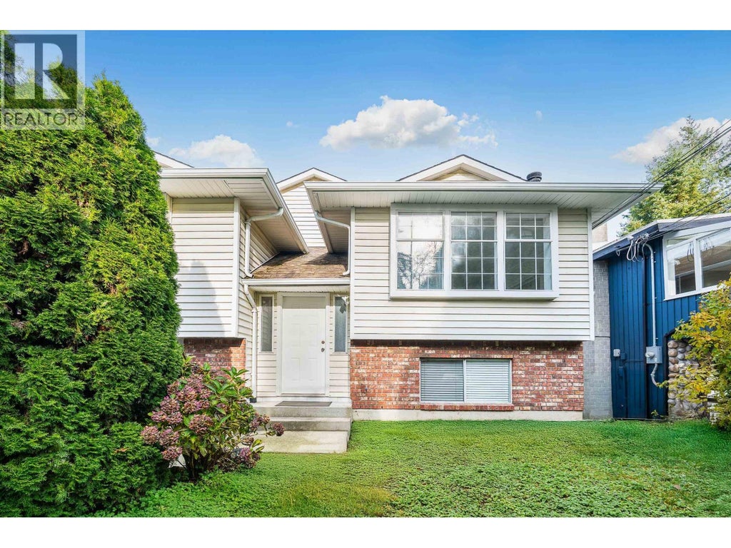 3868 Mt Seymour Parkway, North Vancouver