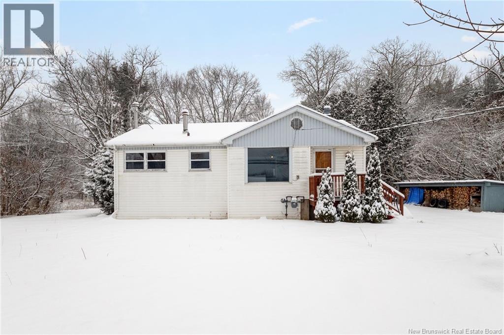 2268 Route 102, Lincoln