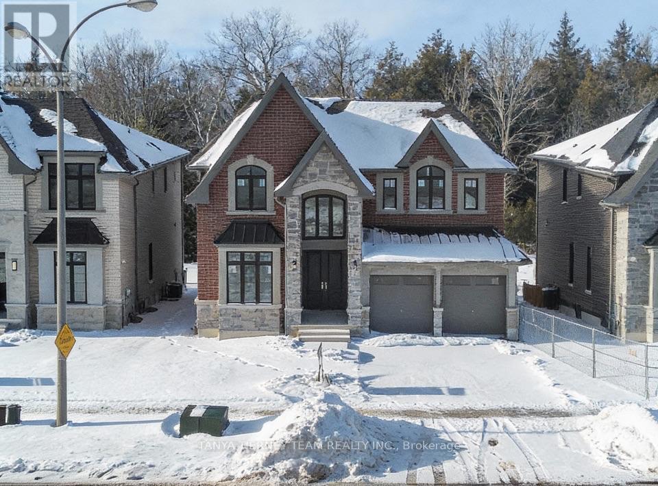 48 Carnwith Drive W, Whitby (brooklin)