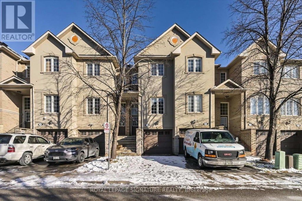 11 - 435 Hensall Circle, Mississauga (cooksville)