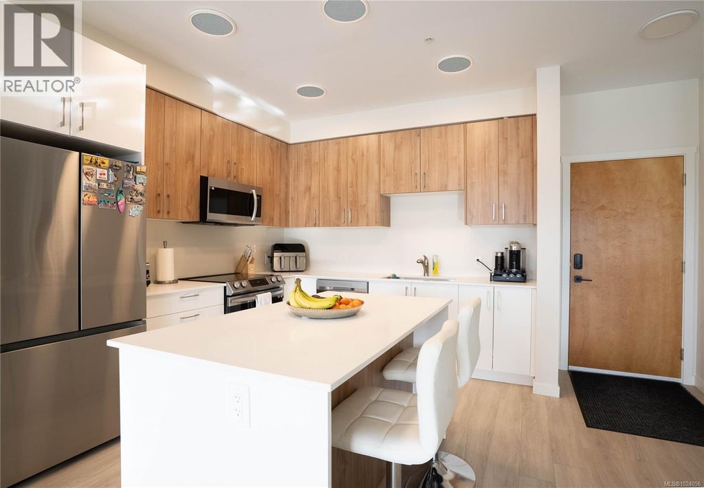 403 842 Orono Avenue, Langford