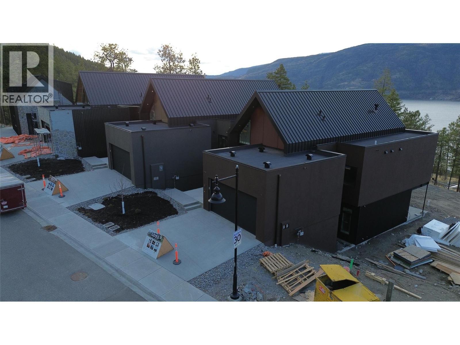 3711 Mckinley Beach Drive. Kelowna, British Columbia