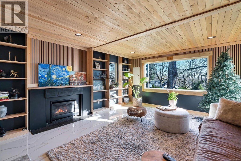 3580 Doncaster Drive, Saanich