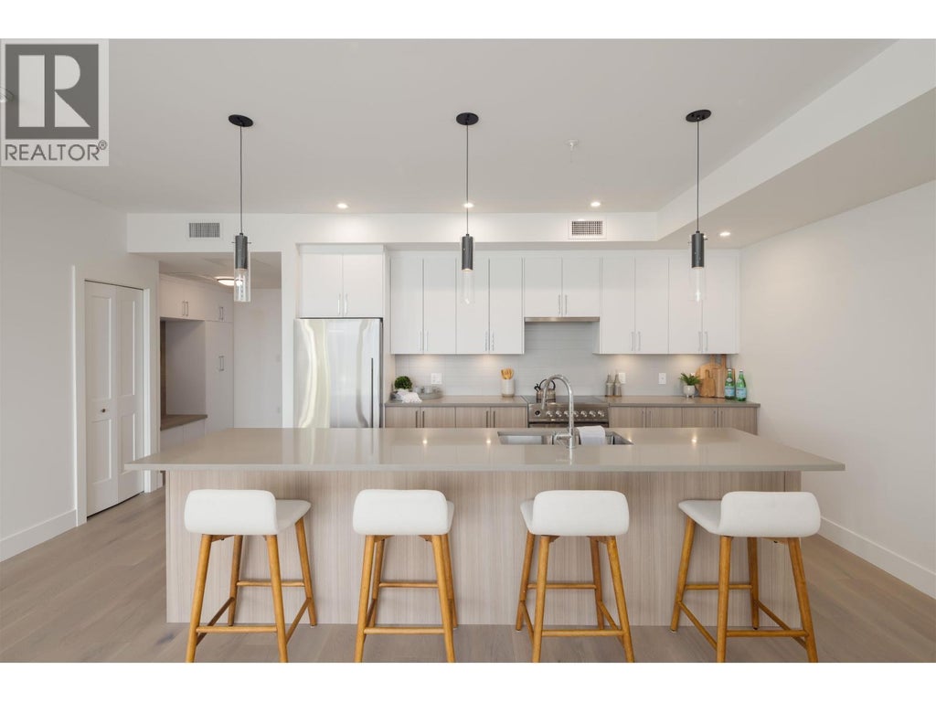 101 3405 Mamquam Road, Squamish