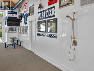 5955 Postill Lake Road. Kelowna, British Columbia