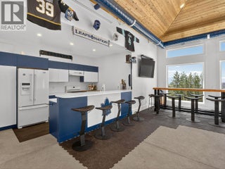 5955 Postill Lake Road. Kelowna, British Columbia