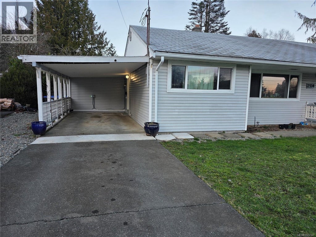 2114 Mckenzie Avenue, Comox
