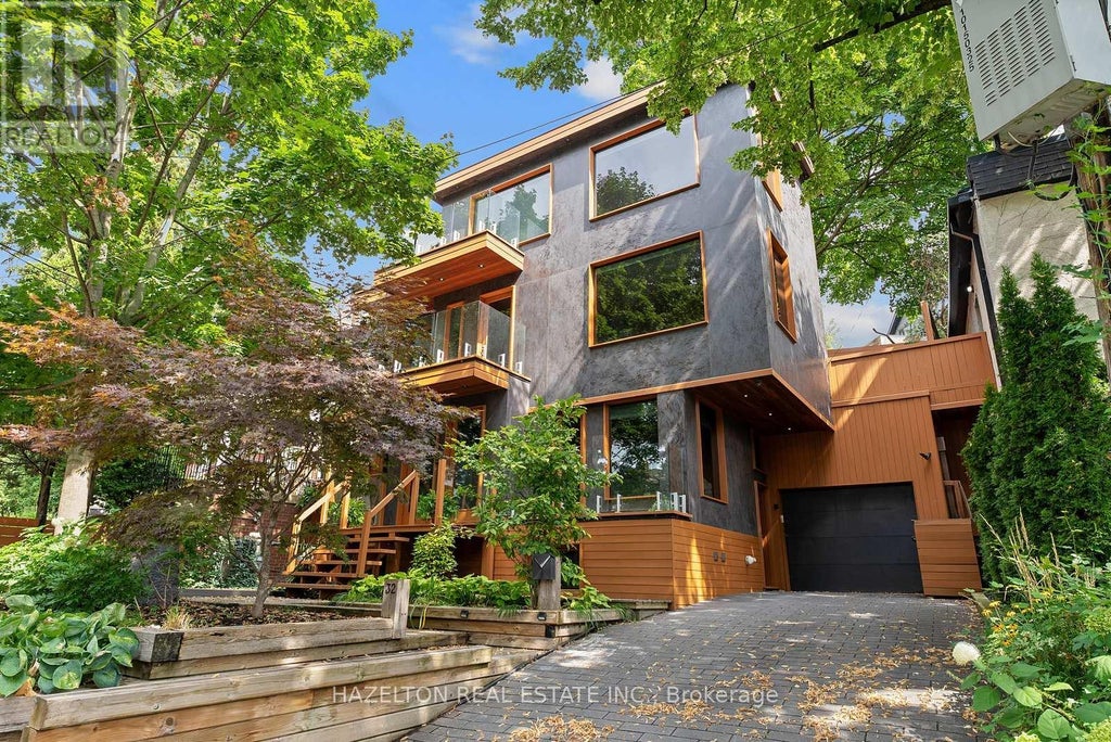 32 Regal Road, Toronto (corso Italia-Davenport)