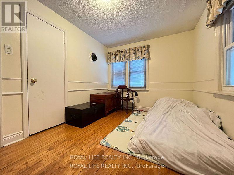 33 Agincourt Drive, Toronto (agincourt South-Malvern West)