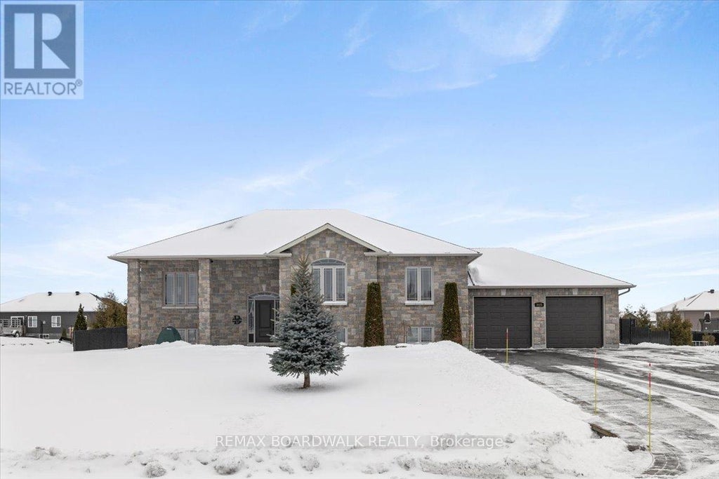 3421 Summerbreeze Drive, Ottawa