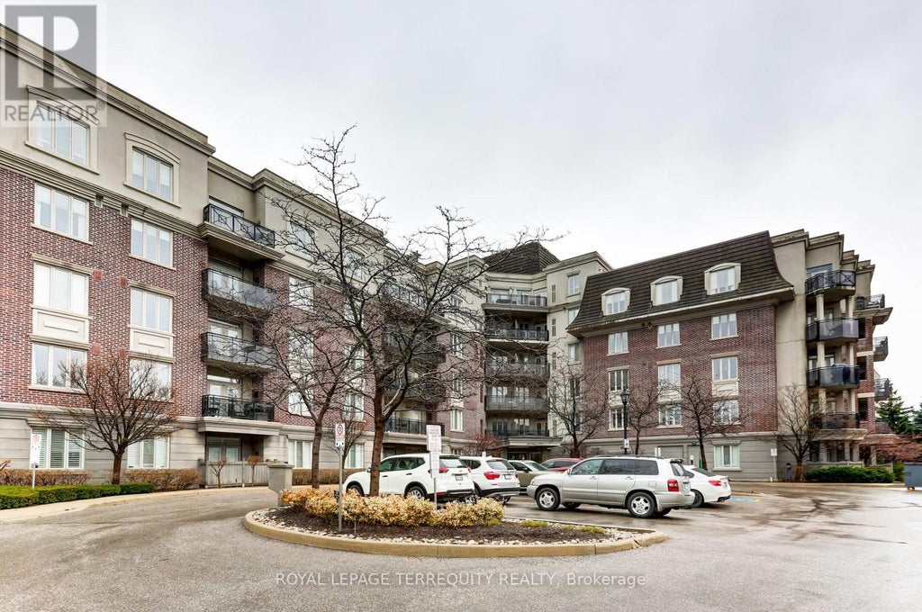 422 - 245 Dalesford Road, Toronto (stonegate-Queensway)