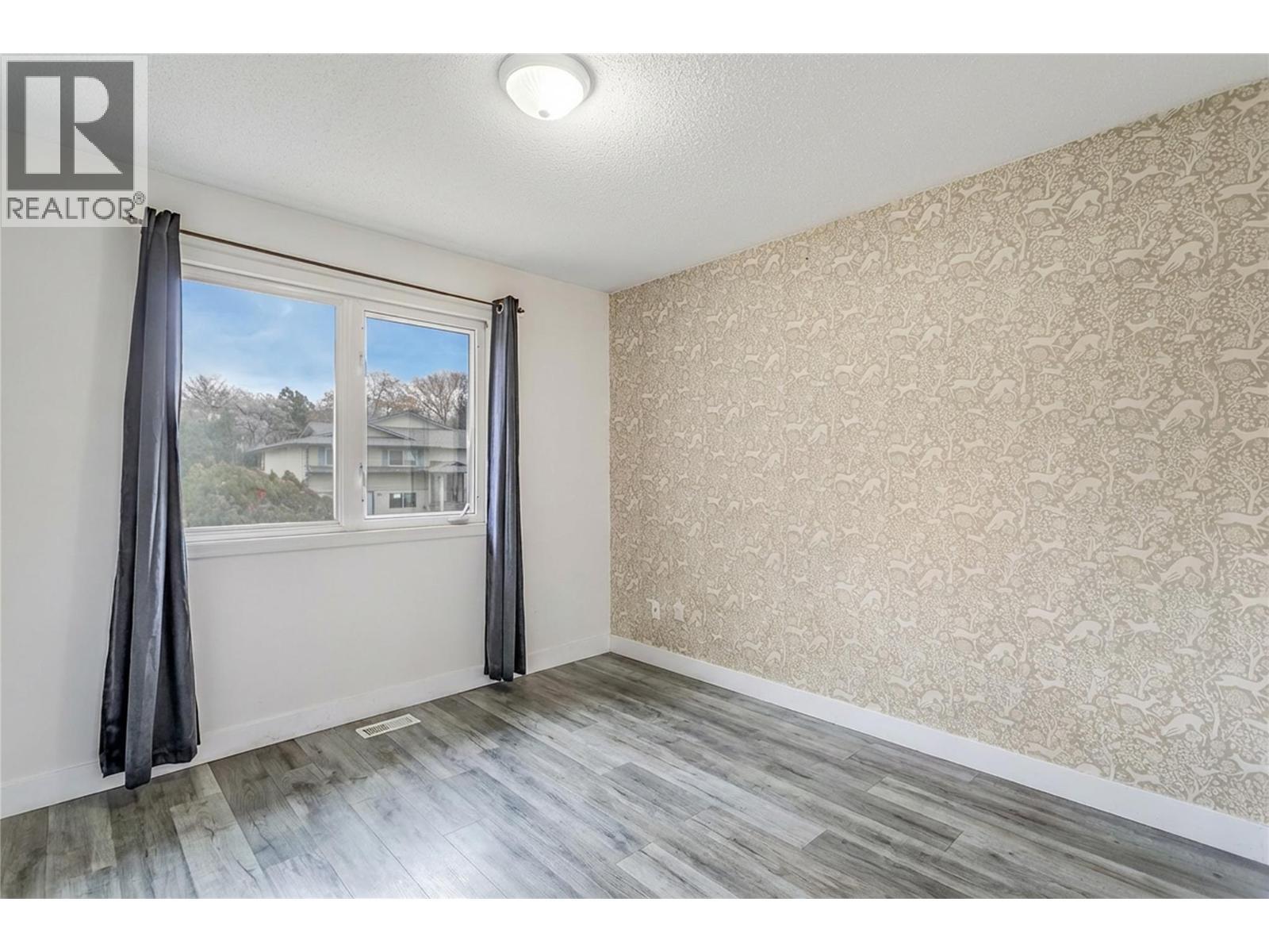 758 Josselyn Court. Kelowna, British Columbia