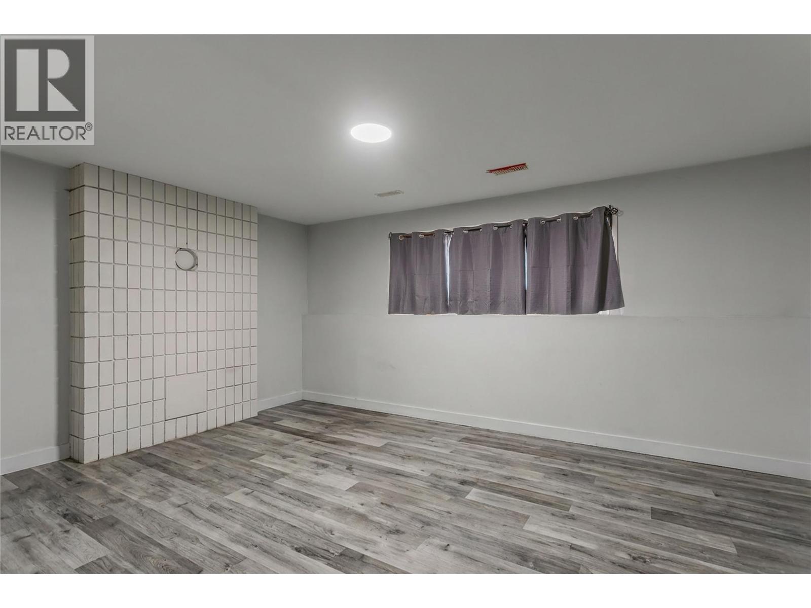 758 Josselyn Court. Kelowna, British Columbia