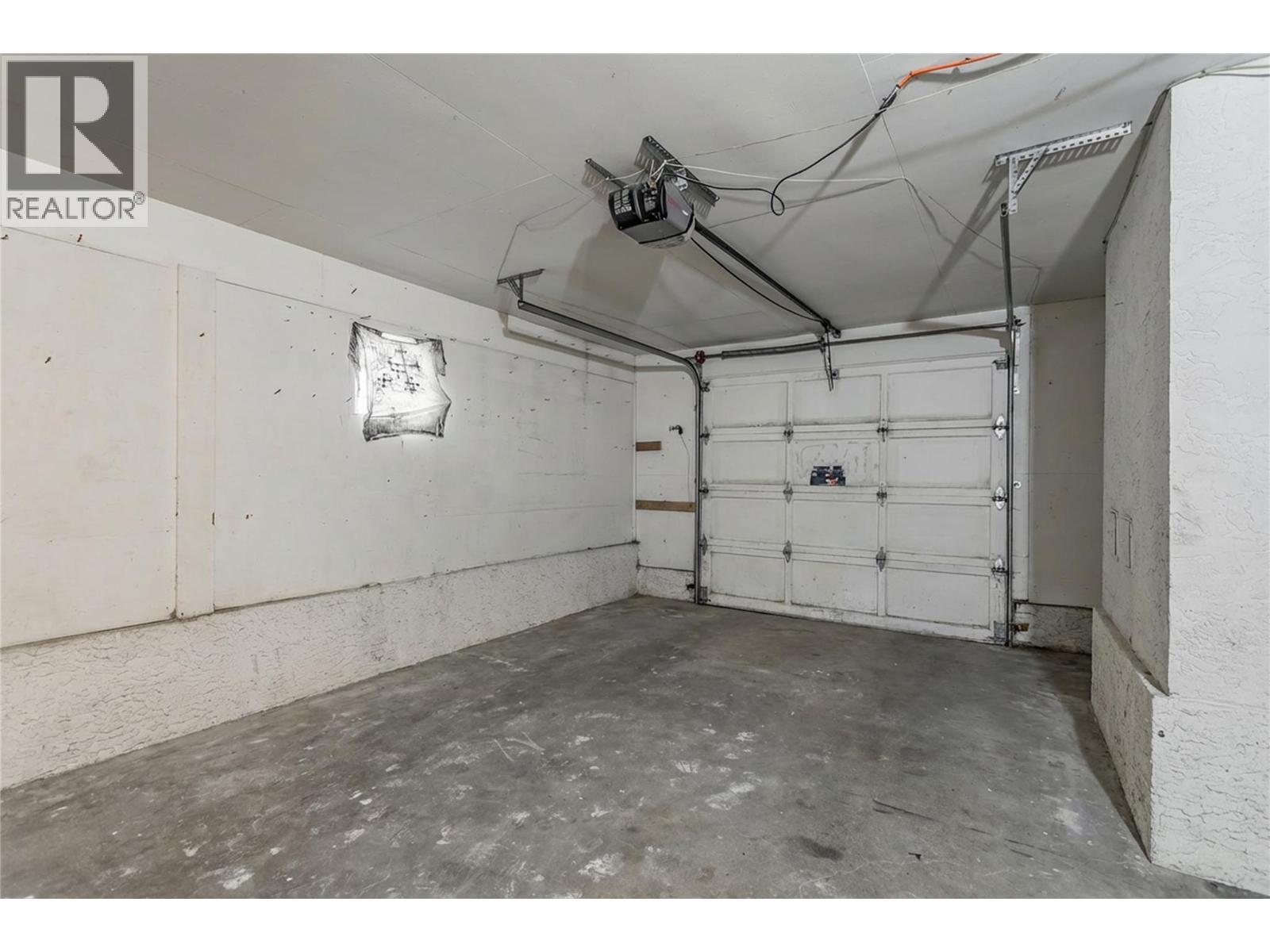 758 Josselyn Court. Kelowna, British Columbia