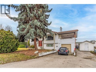758 Josselyn Court. Kelowna, British Columbia