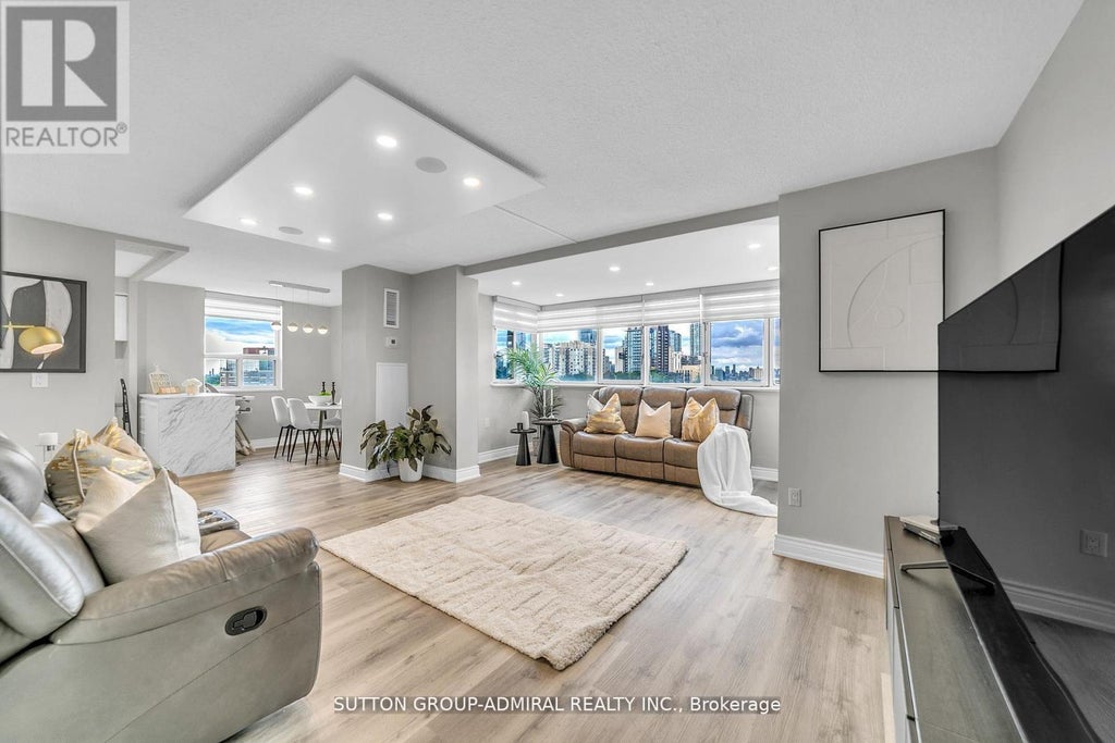 808 - 5 Old Sheppard Avenue, Toronto (pleasant View)