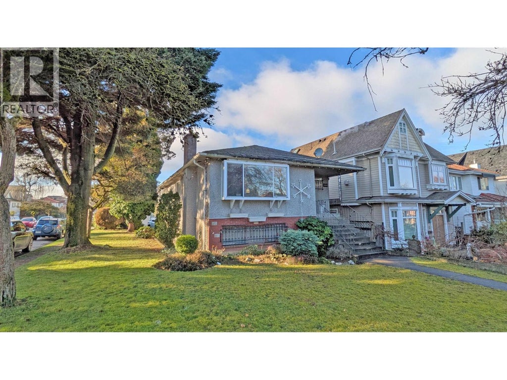 4793 Commercial Street, Vancouver