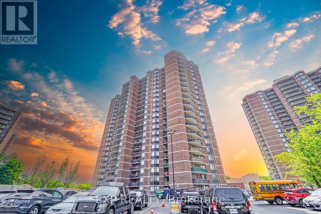 901 - 236 Albion Road, Toronto (elms-Old Rexdale)