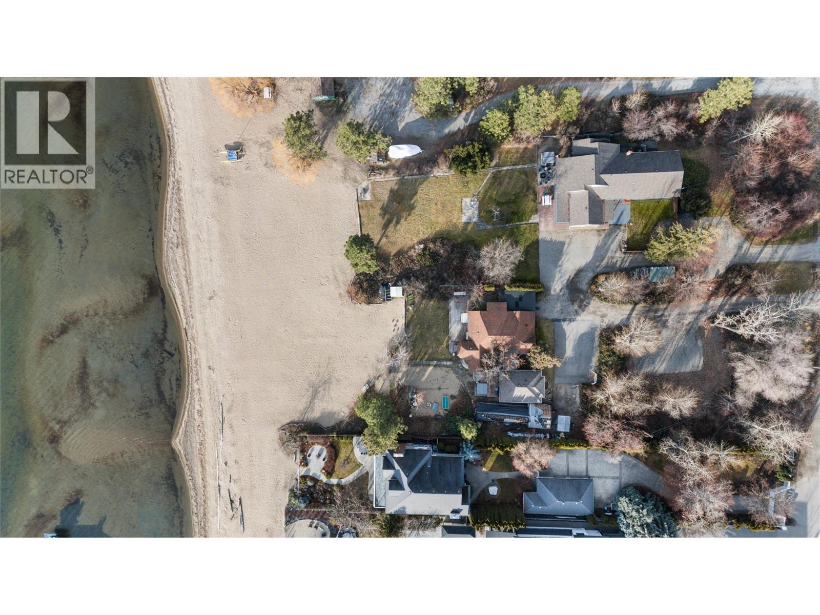 4158 Lakeshore Road. Kelowna, British Columbia