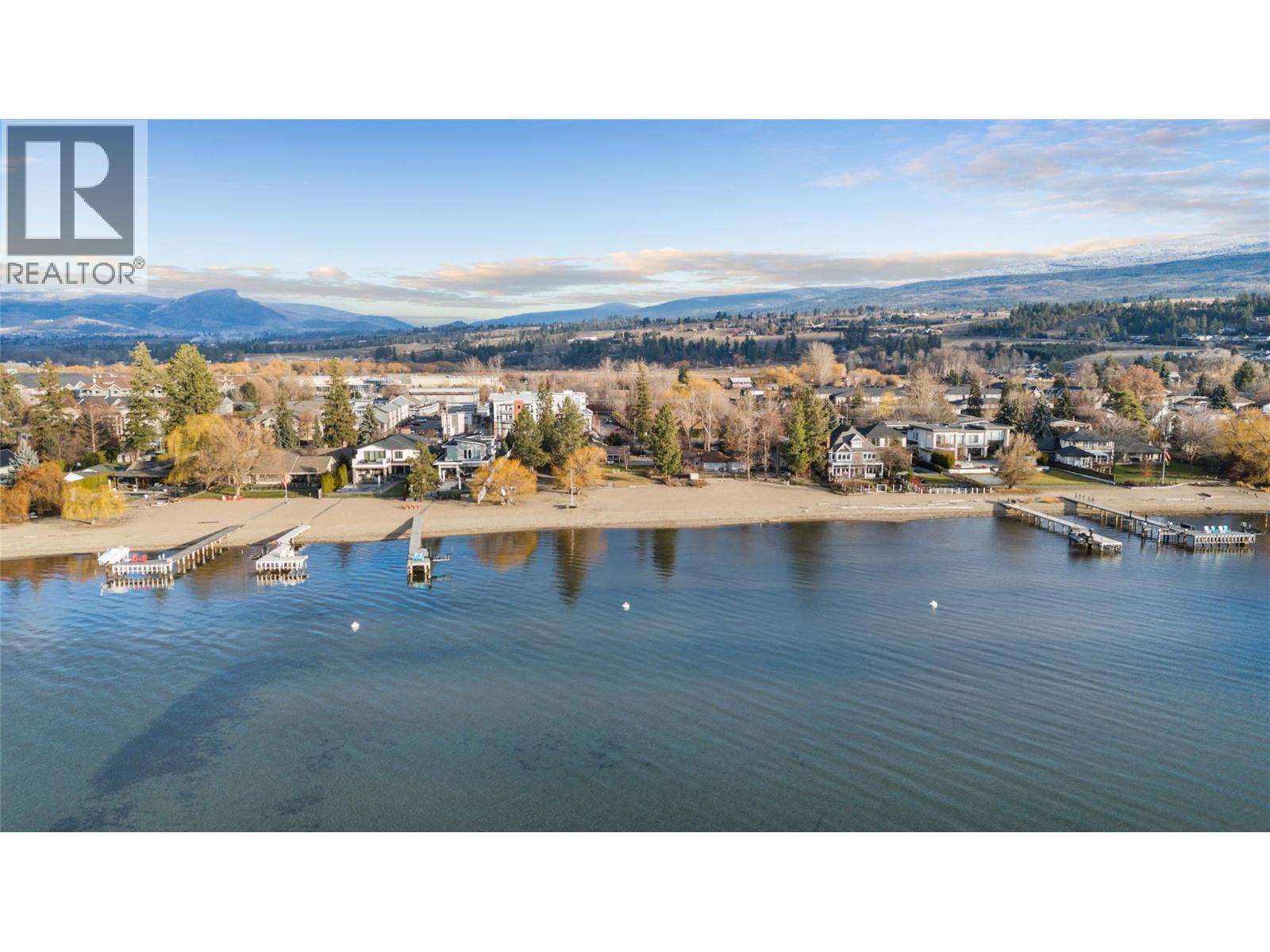4158 Lakeshore Road. Kelowna, British Columbia