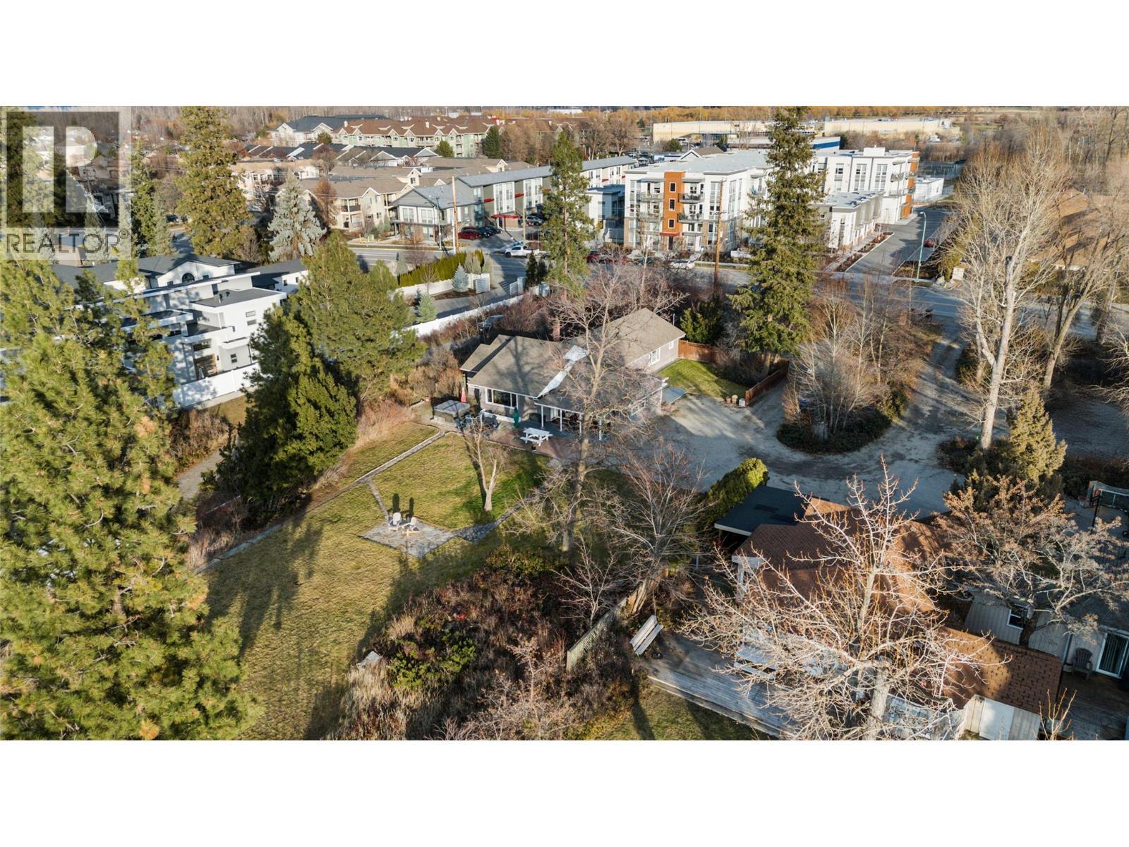 4158 Lakeshore Road. Kelowna, British Columbia