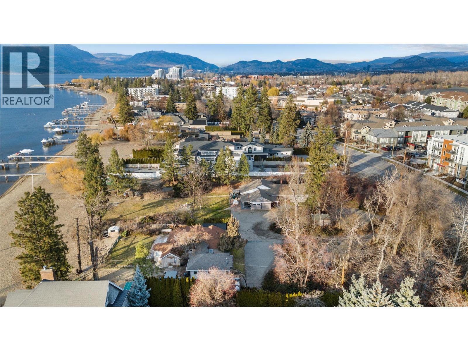 4158 Lakeshore Road. Kelowna, British Columbia