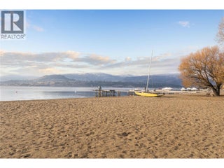 4158 Lakeshore Road. Kelowna, British Columbia
