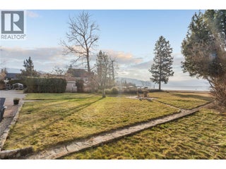 4158 Lakeshore Road. Kelowna, British Columbia