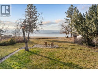 4158 Lakeshore Road. Kelowna, British Columbia