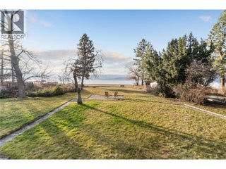 4158 Lakeshore Road. Kelowna, British Columbia
