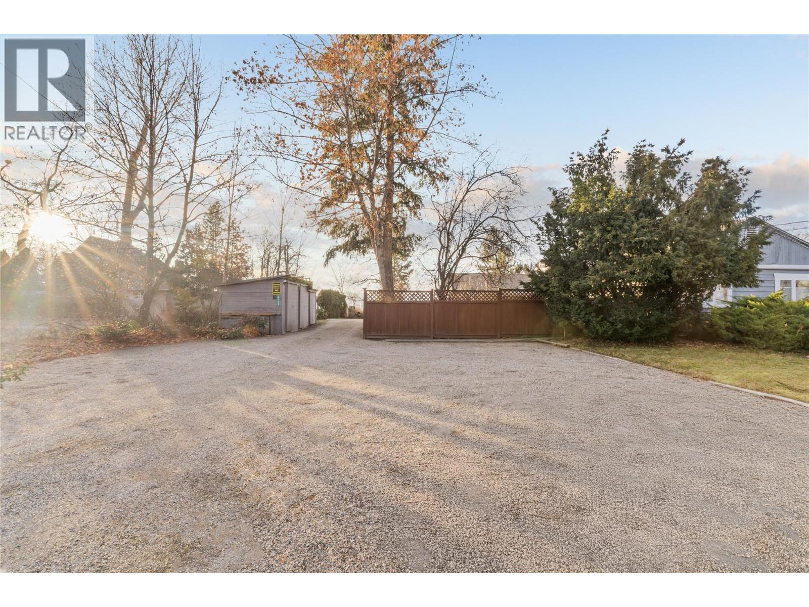 4158 Lakeshore Road. Kelowna, British Columbia