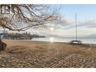 4158 Lakeshore Road. Kelowna, British Columbia