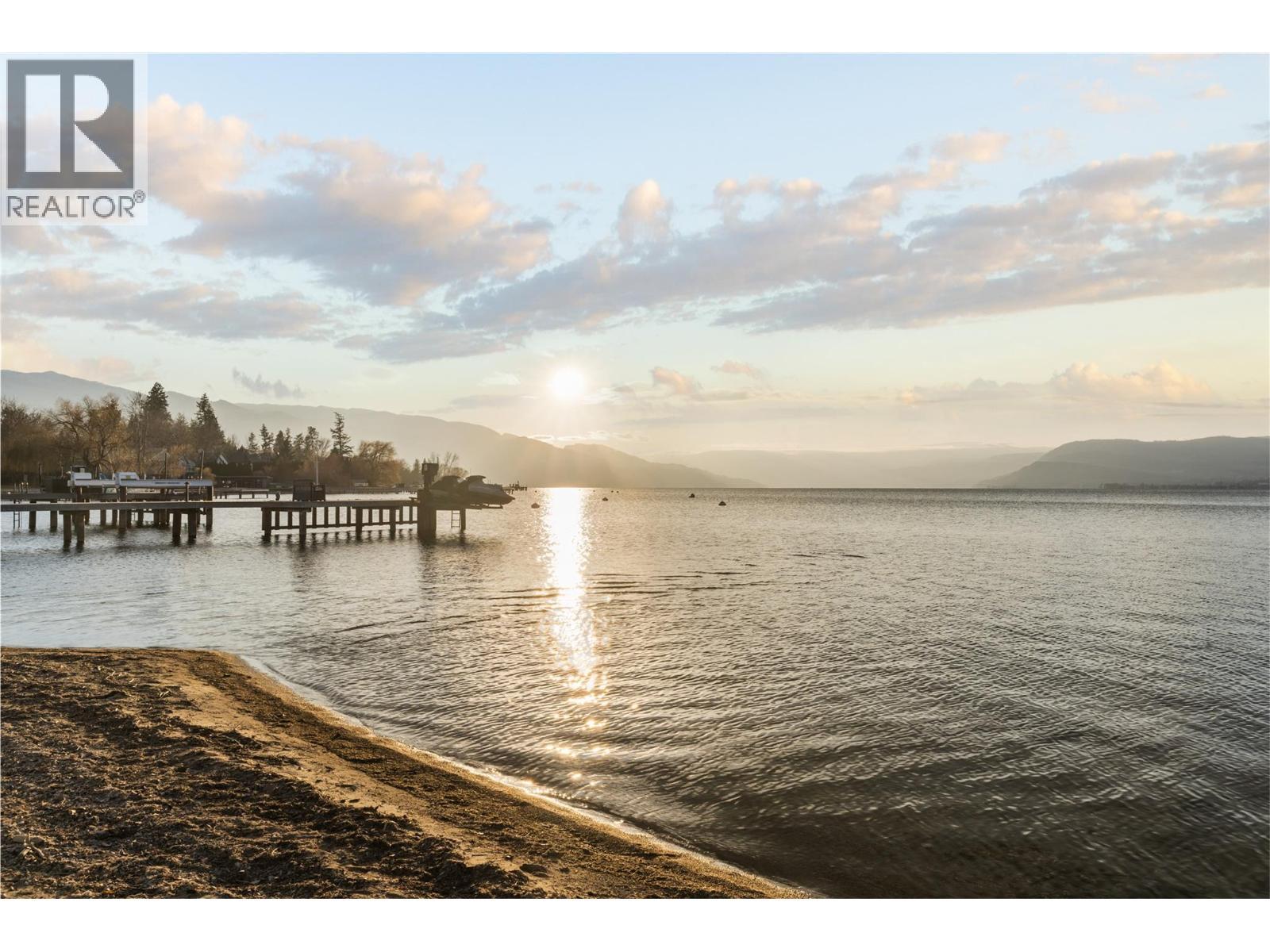 4158 Lakeshore Road. Kelowna, British Columbia