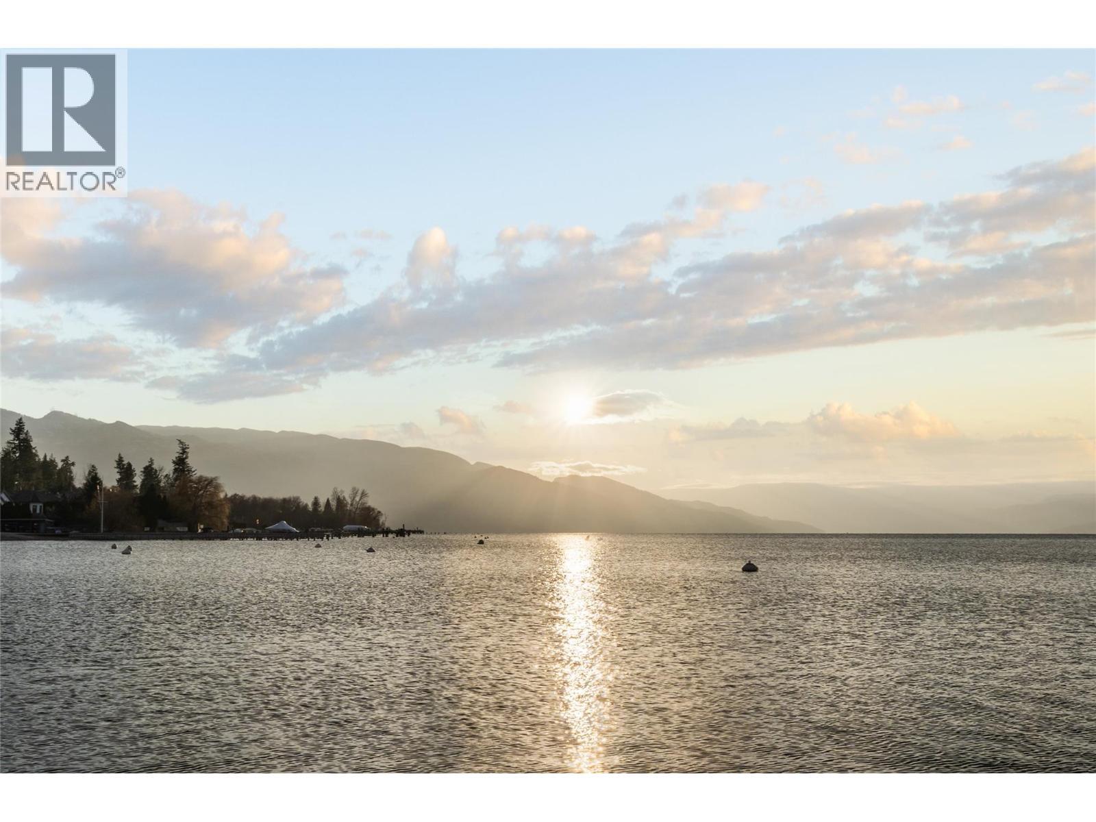 4158 Lakeshore Road. Kelowna, British Columbia