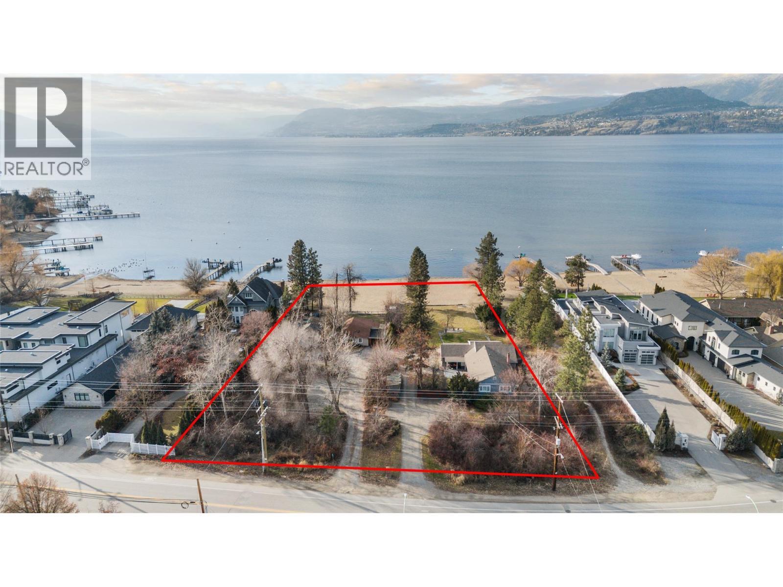 4158 Lakeshore Road. Kelowna, British Columbia